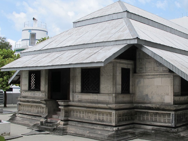 Hukuru Miskiyy weathered coral stone structure